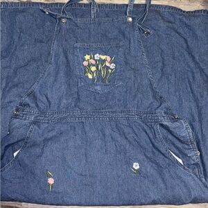 Very Cute overall 💐🌺